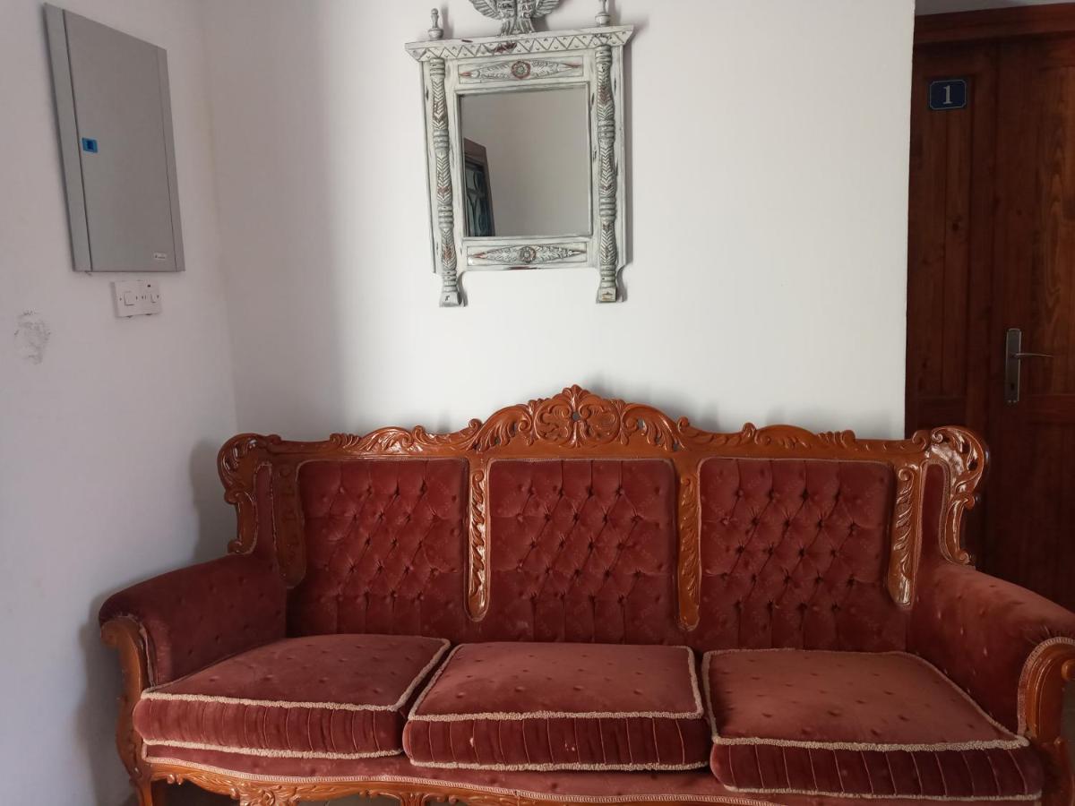 Magic Moon Guest House Famagusta  Ngoại thất bức ảnh