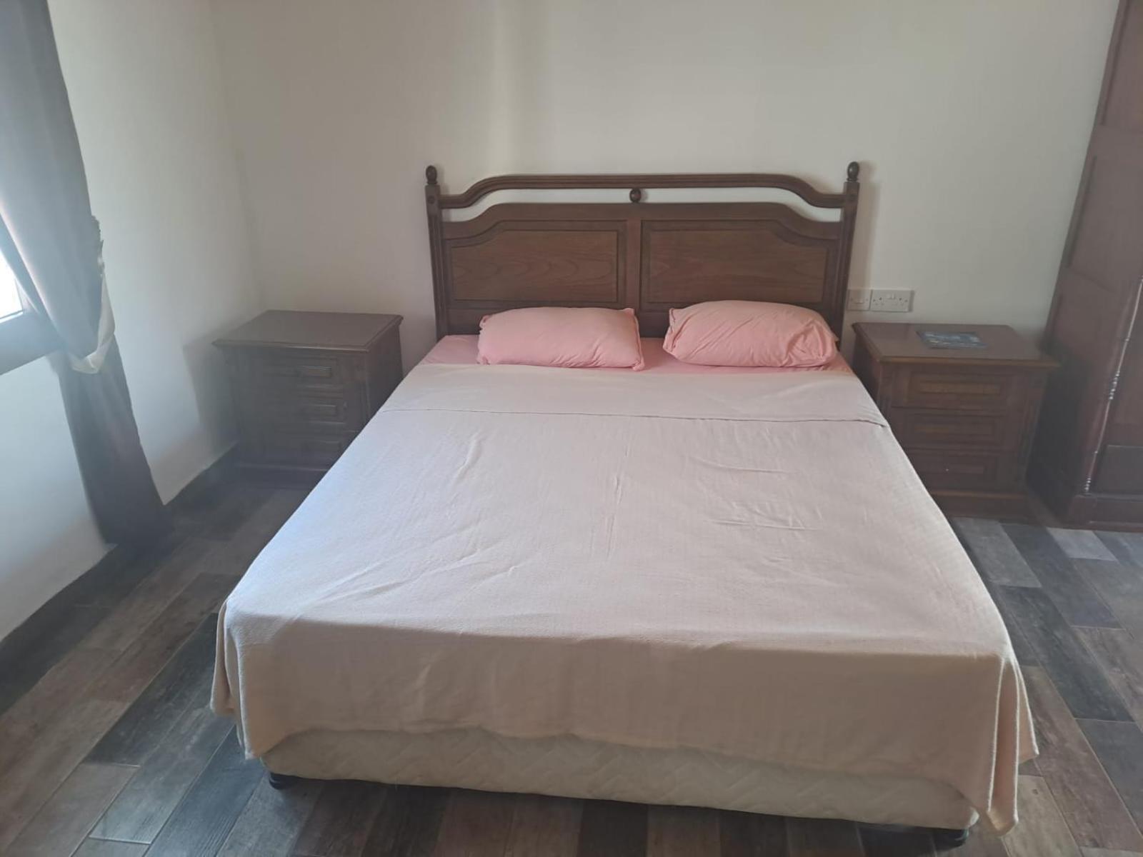 Magic Moon Guest House Famagusta  Ngoại thất bức ảnh