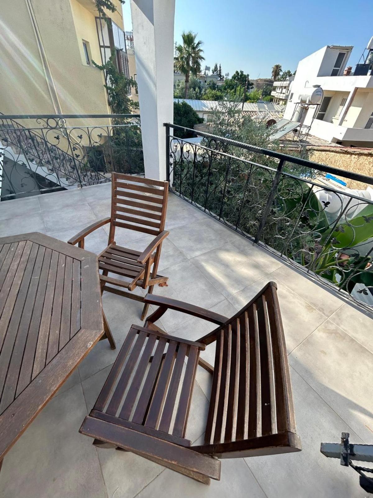 Magic Moon Guest House Famagusta  Ngoại thất bức ảnh